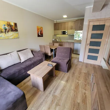 Simona Lux Apartman *